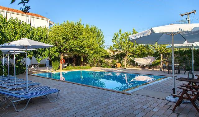 Thanasis-Studios-4.jpg