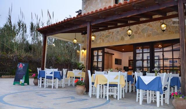 Ledra-Maleme-Hotel-6.jpg