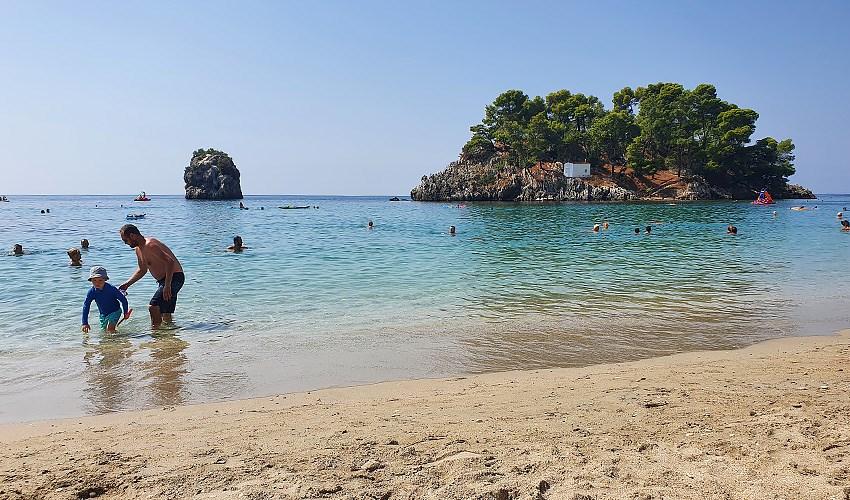parga-central-beach-(3).jpg