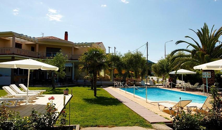 Chrisa-Hotel-8.jpg