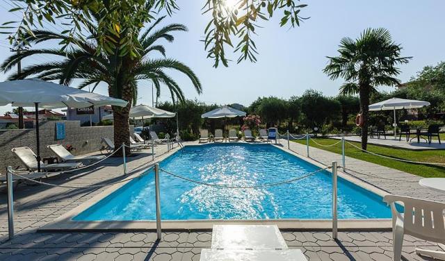 Chrisa-Hotel-4.jpg