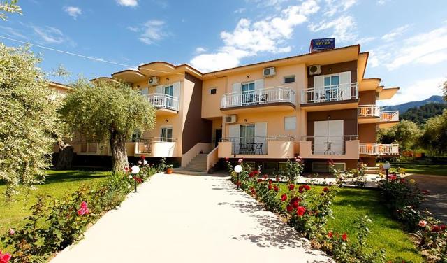Chrisa-Hotel-9.jpg