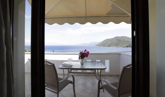 Aparthotel-Villa-Platanaki-10.jpg