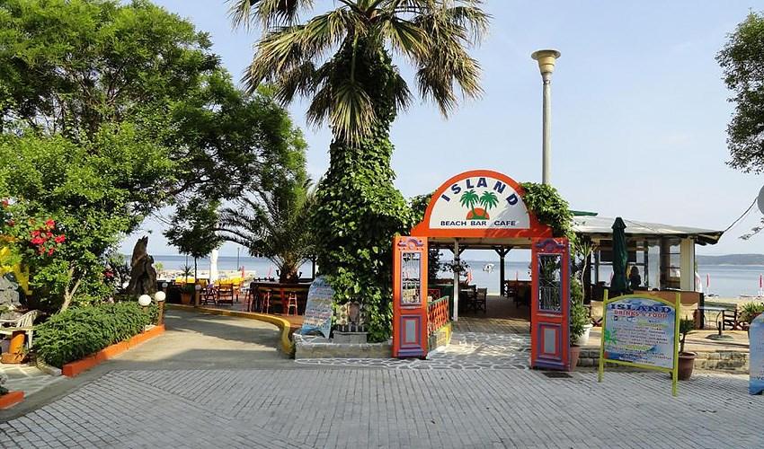 Captain's Beach Boutique