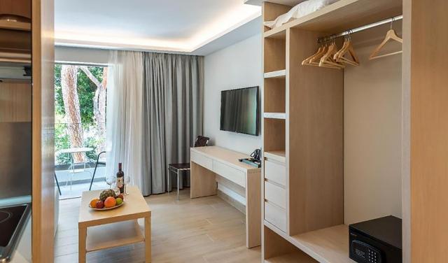 Triton-Boutique-Hotel-21.jpg