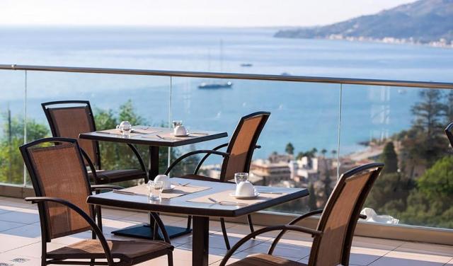 Avalon-Hotel-11.jpg