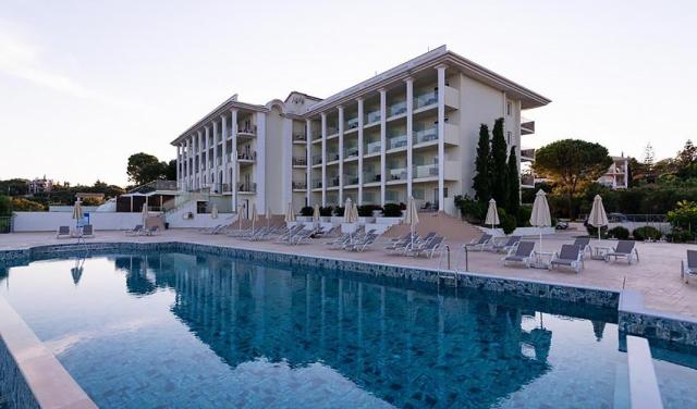 Avalon-Hotel-15.jpg