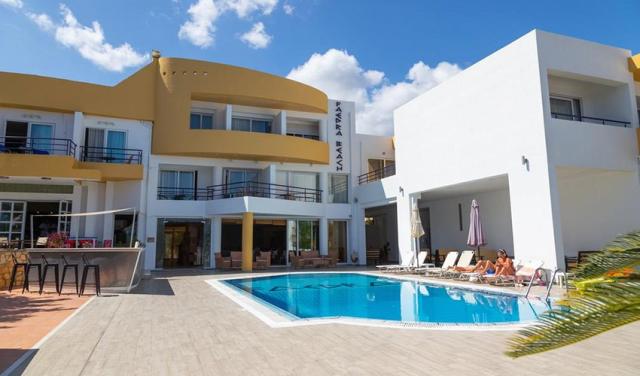 hotel-faedra-beach-1.jpg