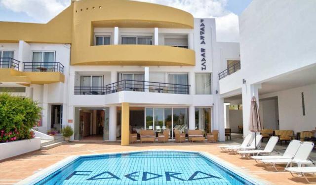hotel-faedra-beach-6.jpg