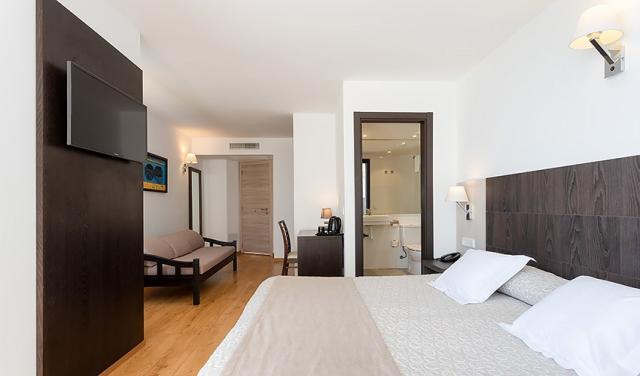 Hotel-Club-Coma-Playa-24.jpg