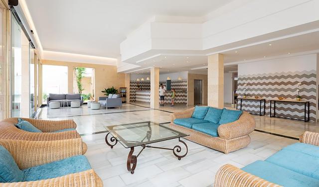 Hotel-Club-Coma-Playa-32.jpg
