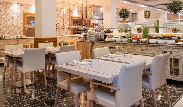 Valentin-Reina-Paguera-Hotel-24.jpg