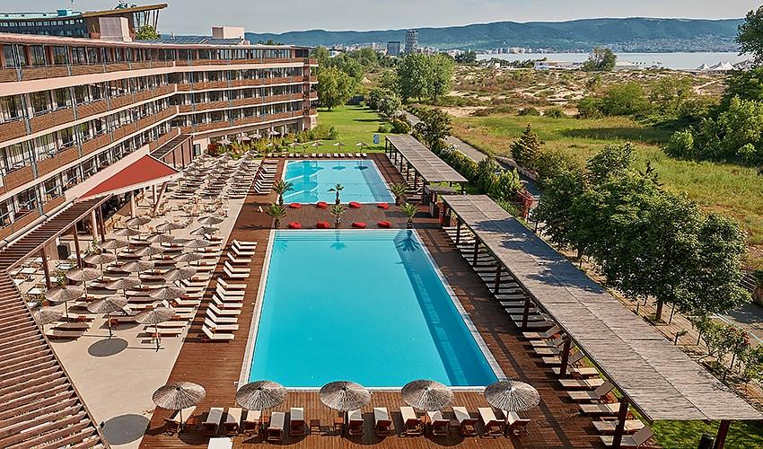 Sunny-Beach-Club-Hotel-2.jpg