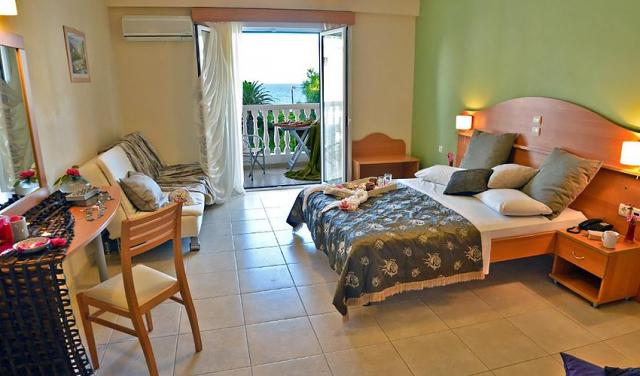 Belussi-Beach-Hotel-13.jpg