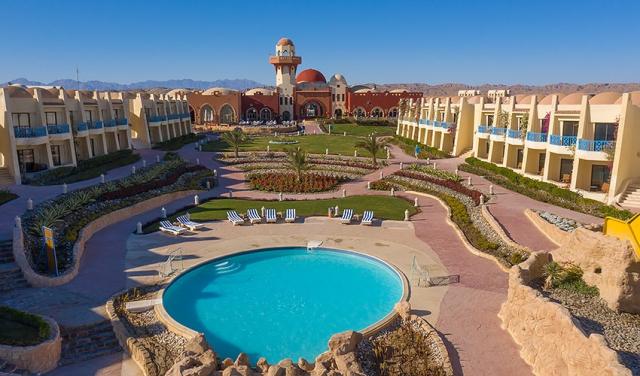 Hotel-Onatti-Beach-Resort-8.jpg