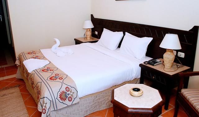 Hotel-Onatti-Beach-Resort-39.jpg