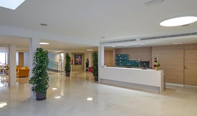 Aparthotel-Paguera-Beach-8.jpg