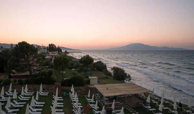 Golden-Coast-Resort-Hotel-5.jpg