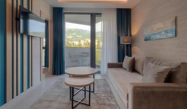 Hotel-Montenegro-13.jpg