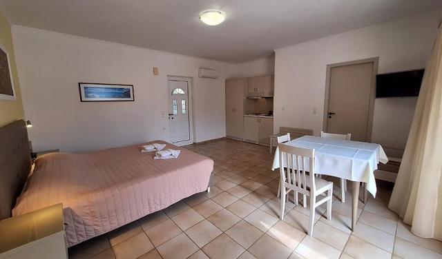 Perla-Beach-Hotel-21.jpg
