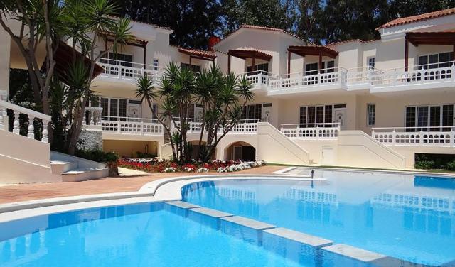 Perla-Beach-Hotel-2.jpg