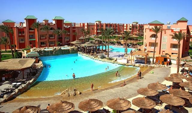 Pickalbatros-Aqua-Blue-Resort-6.jpg