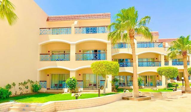 Ivy-Cyrene-Island-Resort-Hotel-2.jpg