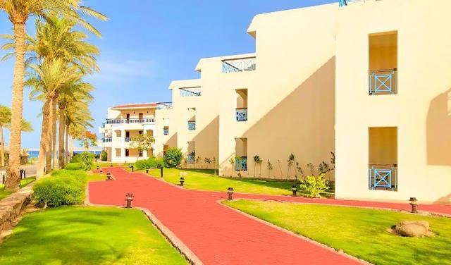 Ivy-Cyrene-Island-Resort-Hotel-17.jpg