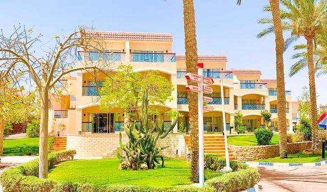 Ivy-Cyrene-Island-Resort-Hotel-18.jpg