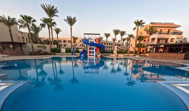 Ivy-Cyrene-Island-Resort-Hotel-28.jpg