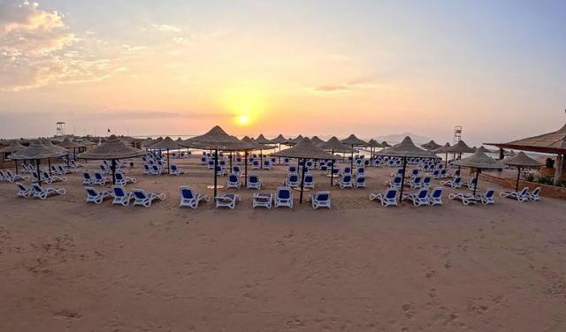 Ivy-Cyrene-Island-Resort-Hotel-29.jpg