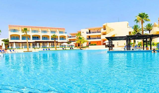 Ivy-Cyrene-Island-Resort-Hotel-7.jpg