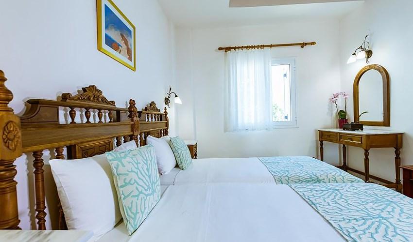 Anais-Collection-Suites-33.jpg