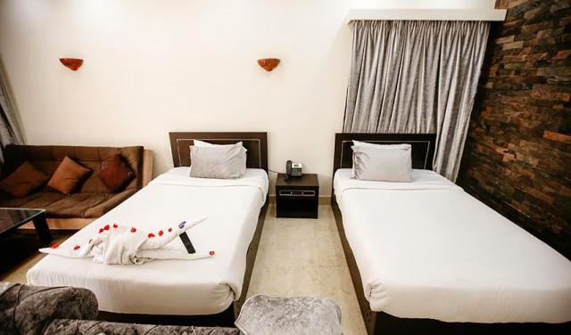 Caves-Beach-Resort-19.jpg