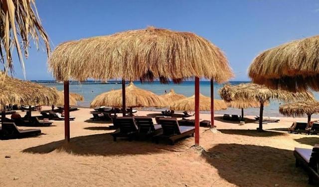 Caves-Beach-Resort-14.jpg