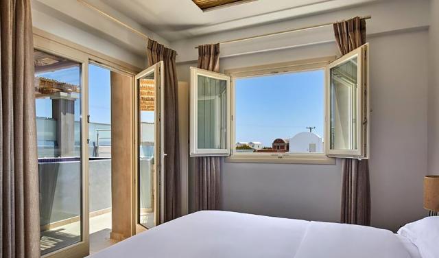 Sea-Breeze-Santorini-Beach-23.jpg