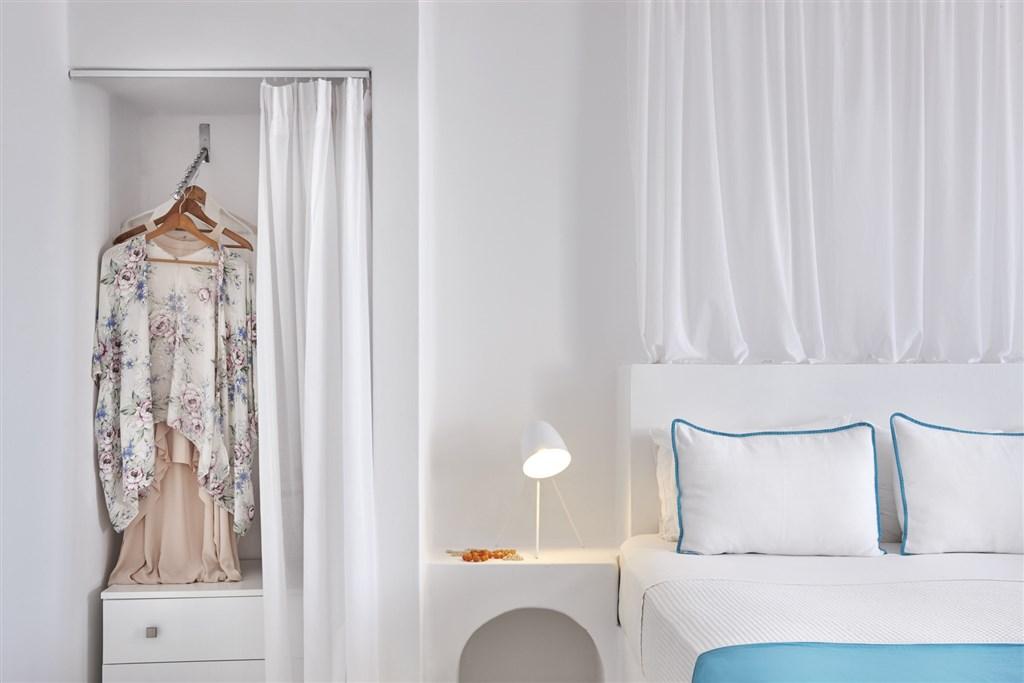 notos-santorini5981.jpg