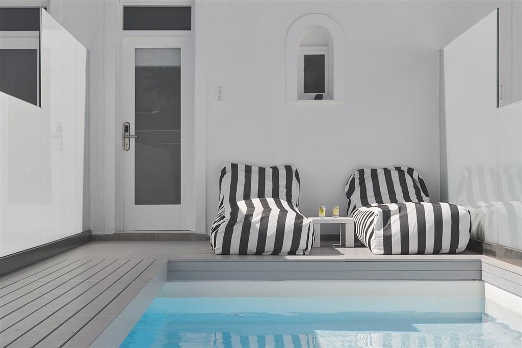 notos-santorini6276.jpg