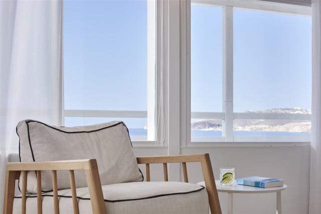 notos-santorini5905.jpg