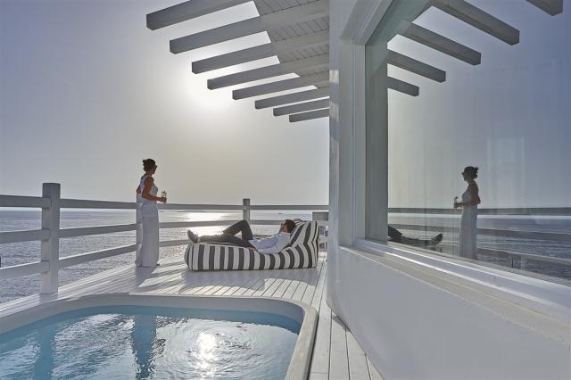 notos-santorini6080.jpg
