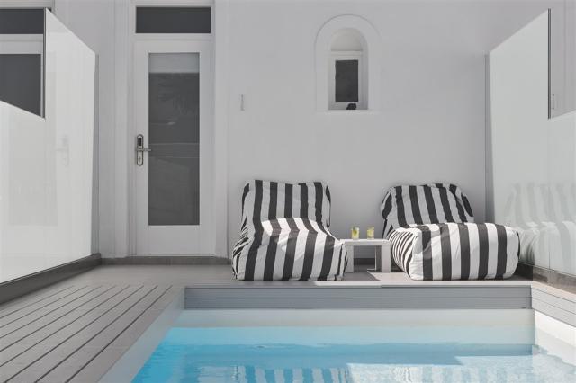 notos-santorini6276.jpg