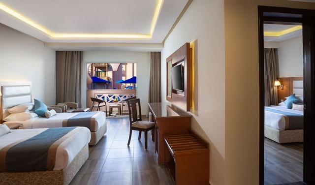 family-interconnecting-room-garden-view2.jpg