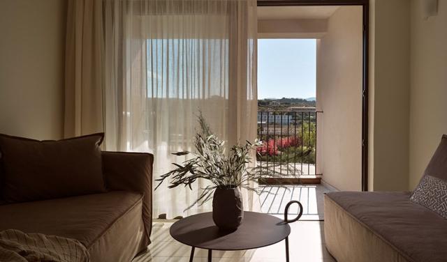 Planos-Deluxe-Hotel-13.jpg