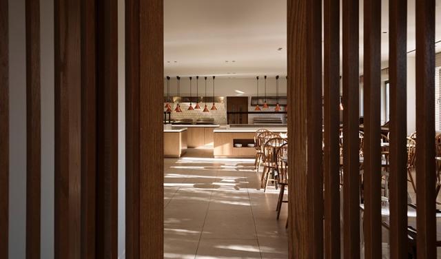 Planos-Deluxe-Hotel-9.jpg