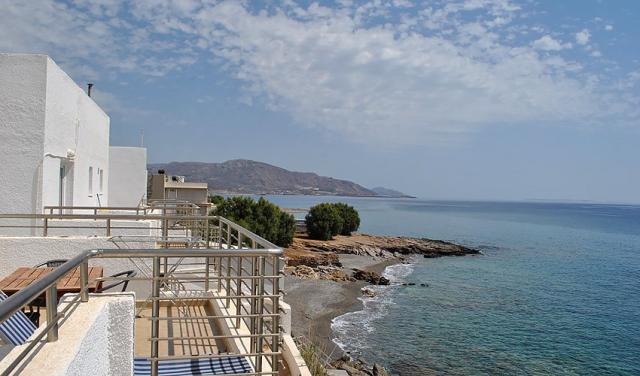 Blue-Sea-Koutsouras-1.jpg