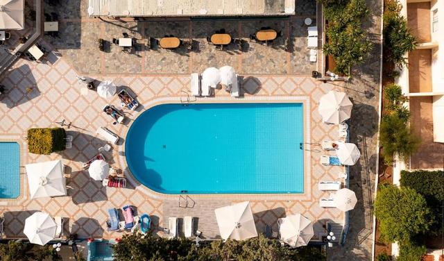 Anastasia-Hotel-4.jpg
