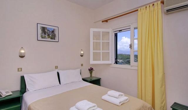 Meganisi-Hotel-6.jpg