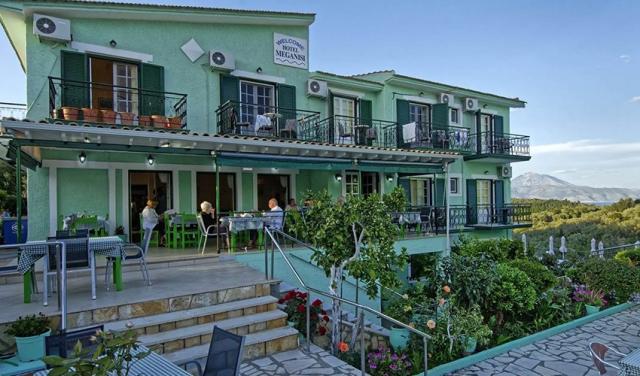 Meganisi-Hotel-11.jpg