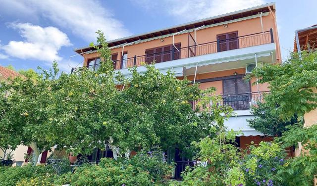 Villa Thomas-Lefkada-1.jpg