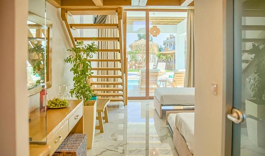 Hotel-Alia-Luxury-Suites-8.jpg